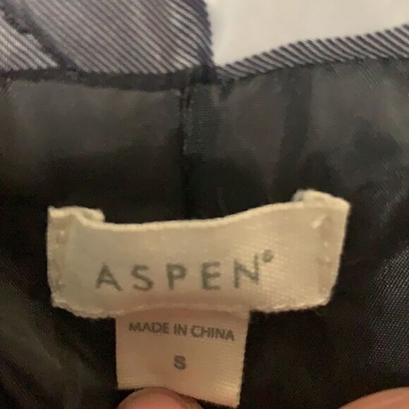 Aspen Black White Check Puffer Vest - S - Picture 7 of 8